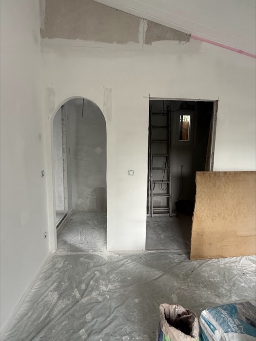 Arches créées en placo, prêtes à recevoir le décor